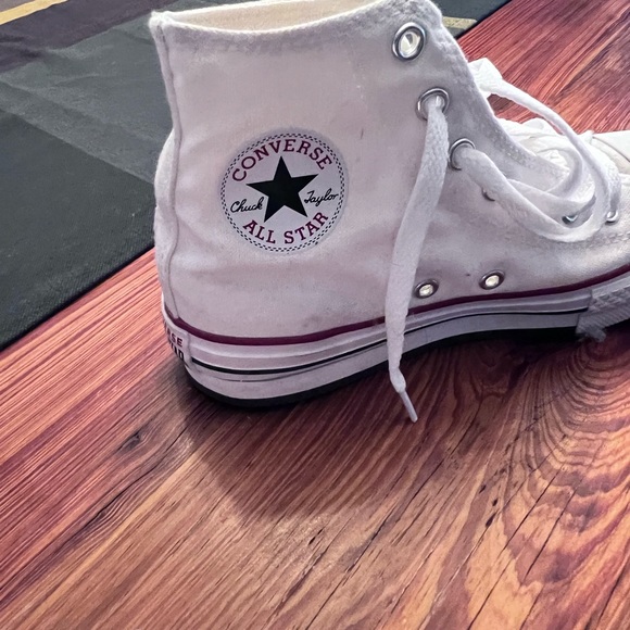 White platform high top all star chuck Taylor’s. Like new - Picture 3 of 5